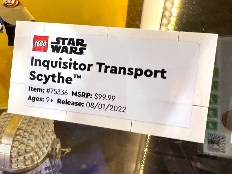 LEGO-Inquisitor-Transport-Scythe-75336-4